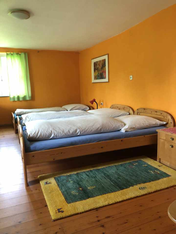 Dreierzimmer 01 OG Gästehaus